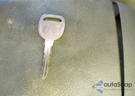 1999 Chevrolet S-10 Ls from USA, damaged, VIN 1GCCS14XXXK125414